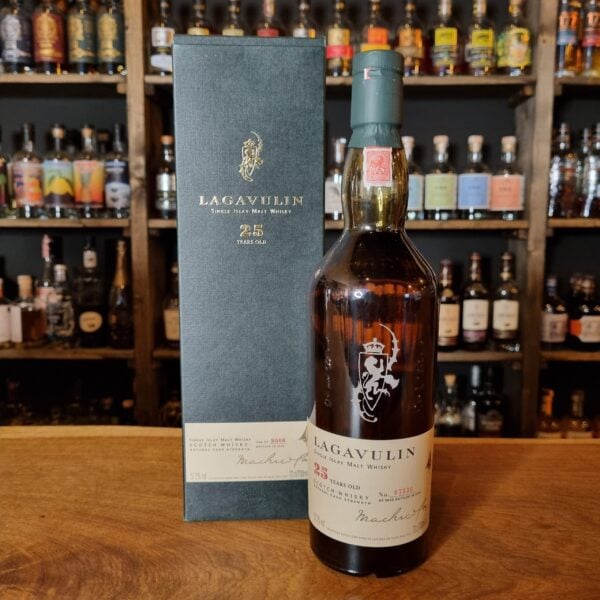 Lagavulin 25 yo (1977/2002), Diageo Special Releases, 57.2%